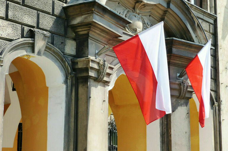 Польша изъяла более 1 млн долларов у посольства и торгпредства России