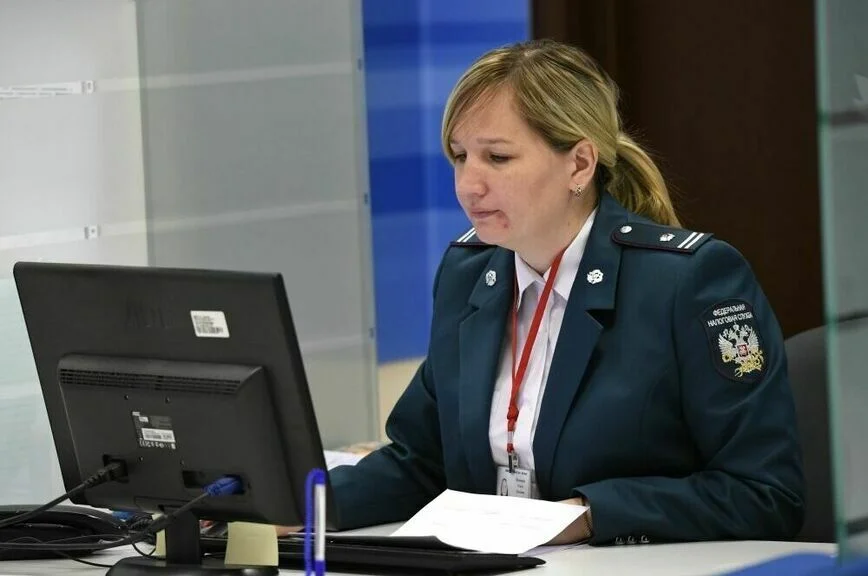 Сотрудниц охраны железной дороги впервые оденут в платья