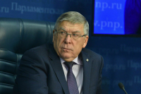 Рязанский призвал продолжать работу по вводу ограничений на табачном рынке