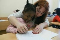 Иностранцам и их детям помогут адаптироваться в российском обществе