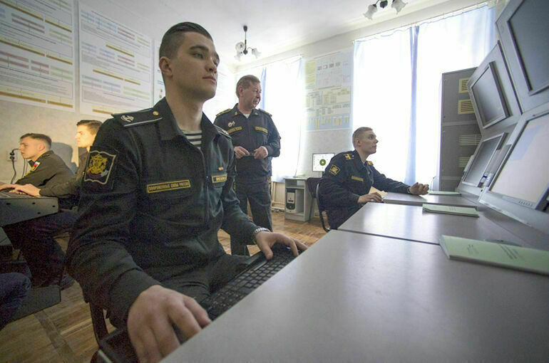 Участникам спецоперации предлагают упростить поступление в военные вузы