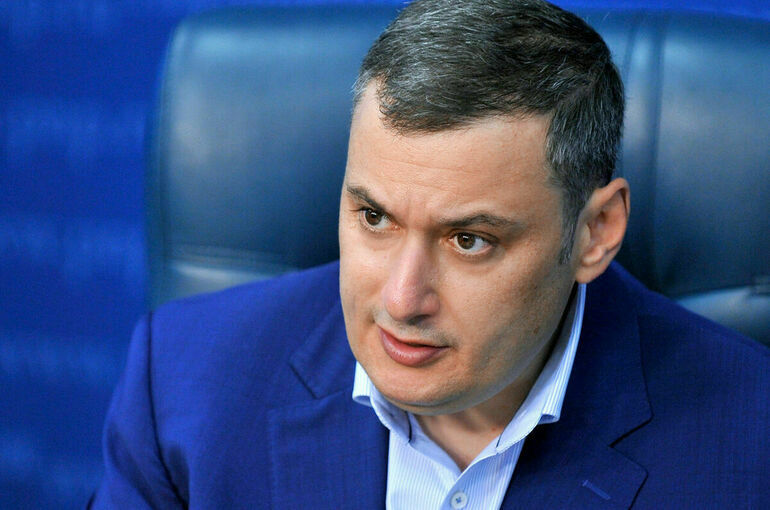 Хинштейн призвал создать рабочую группу по регулированию беспилотников