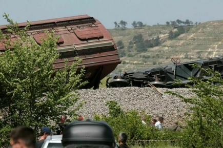 В Крыму восстановили движение на поврежденном участке железной дороги