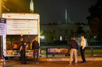 В США фургон врезался в защитные ограждения недалеко от Белого дома