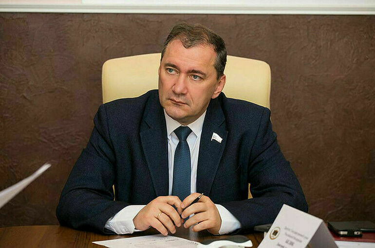 Белик призвал искоренить украинский олигархат в Крыму