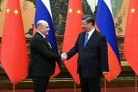 Си Цзиньпин на встрече с Мишустиным передал Путину привет