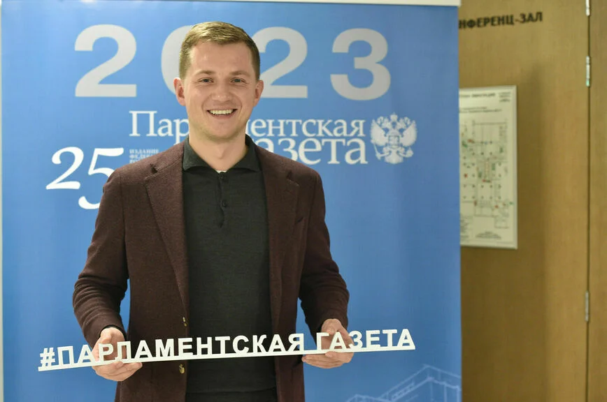 Председатель Комитета Госдумы по молодежной политике Артем Метелев. 