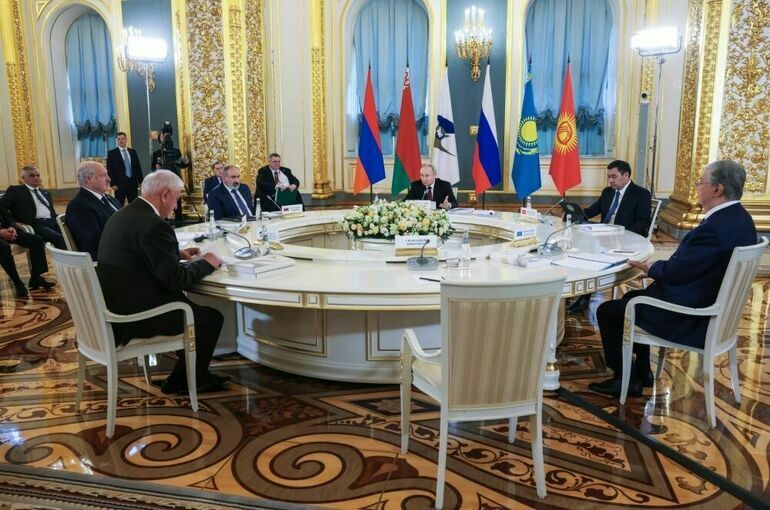 В Кремле началась встреча лидеров стран ЕАЭС