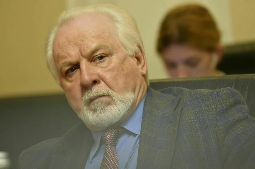 Павел Гусев