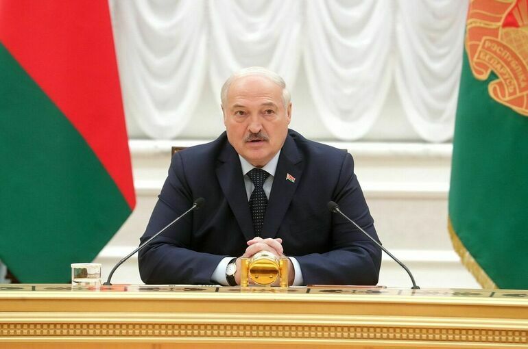 Лукашенко обвинил Запад в подготовке силовой смены власти в Белоруссии