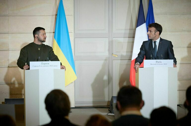 Франция зазывает Украину в НАТО и ЕС, но Киев там не ждут