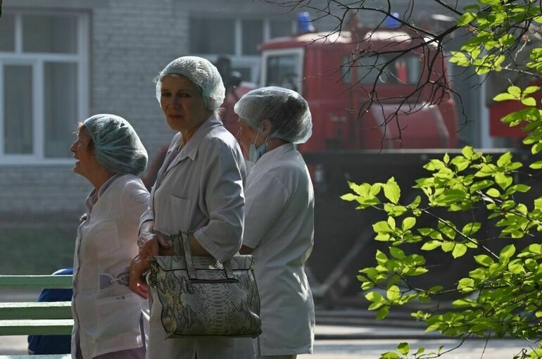 В Новосибирске загорелась Центральная клиническая больница