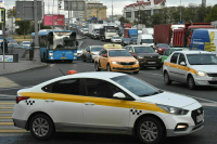 Таксисты в 7 раз чаще обычных водителей становятся виновниками аварий