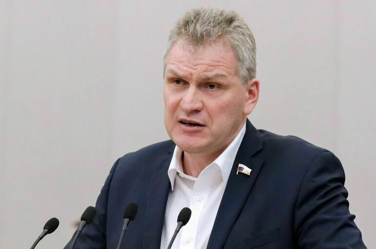 Куринный призвал возобновить проверки бизнеса на фоне отравлений людей сидром