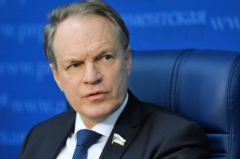 Башкин призвал усилить контроль за производством алкоголя