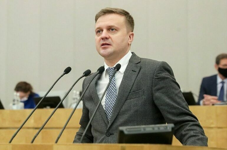 Диденко потребовал запретить в РФ показ фильмов с Зеленским