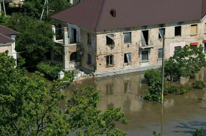 Запад никогда не признает, что Каховскую ГЭС разрушила Украина