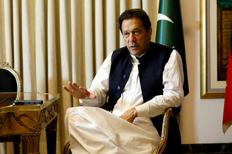 Экс-премьера Пакистана обвинили в причастности к убийству