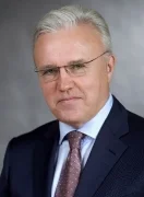 Александр  Викторович Усс