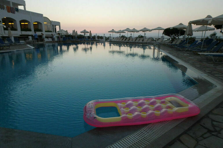 СМИ: Госдума до каникул рассмотрит законопроект об отмене туроператорам НДС