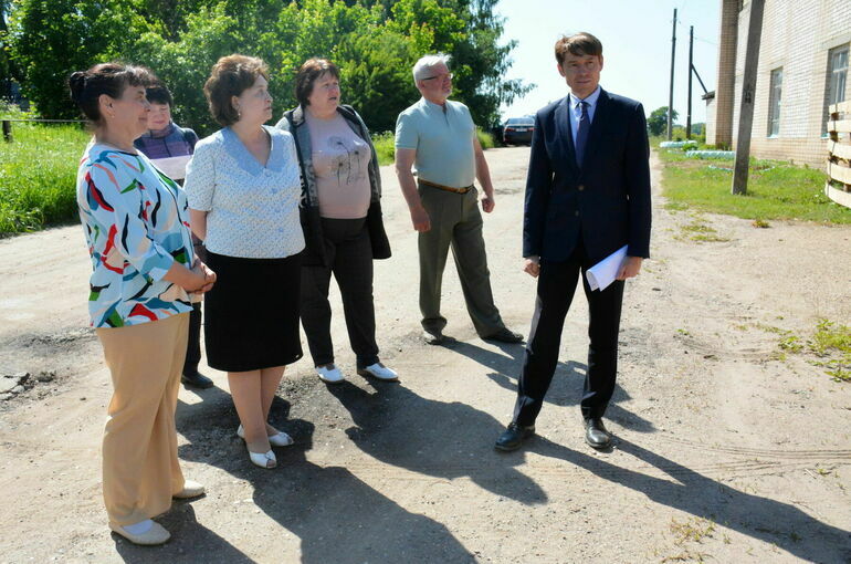 Марина Дмитриева проинспектировала результаты ремонта сельских домов культуры
