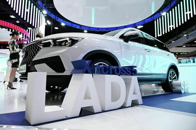 Стало известно, когда новая Lada X-Cross 5 поступит в продажу
