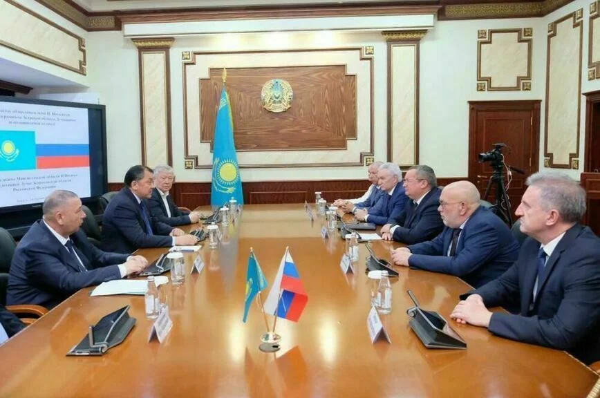 Астраханские парламентарии посетили с рабочим визитом Актау