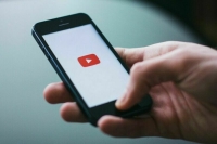 Хинштейн считает блокировку YouTube в России преждевременной