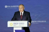 Песков заявил о большом интересе в мире к выступлению Путина на ПМЭФ