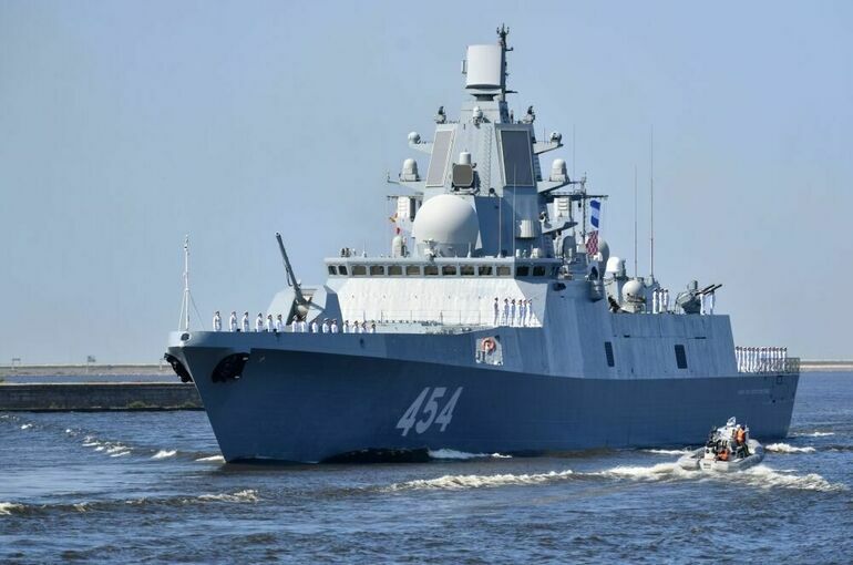 В Средиземном море российские моряки спасли пассажиров терпящего бедствие судна