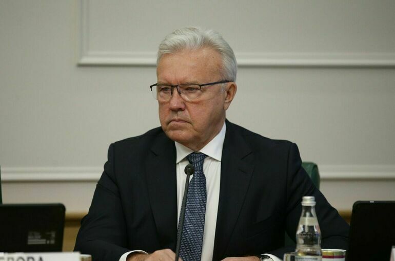 Александр Усс получил удостоверение члена Совета Федерации