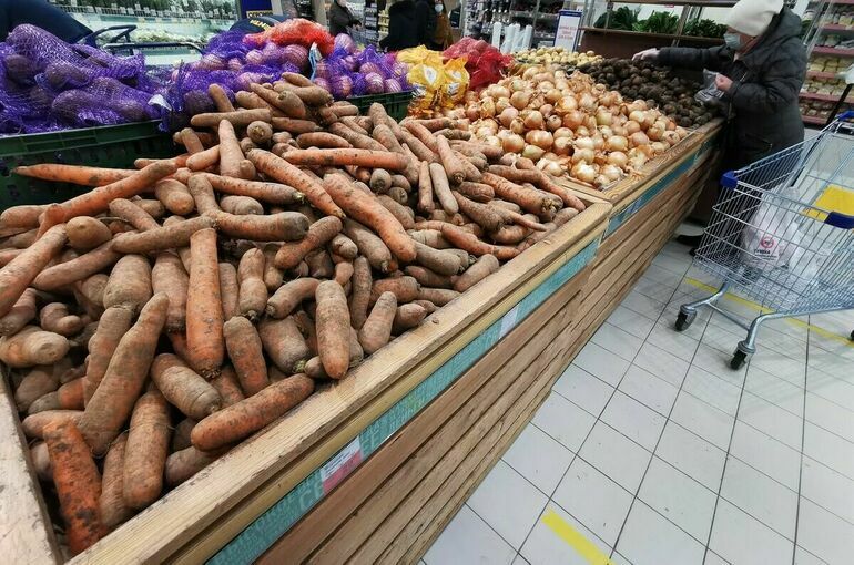 В России за неделю подорожали морковь и картофель