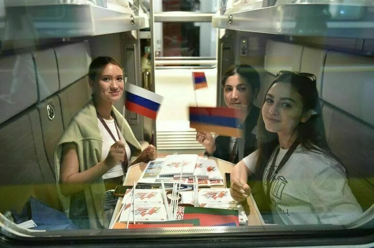 «Поезд памяти» начал движение