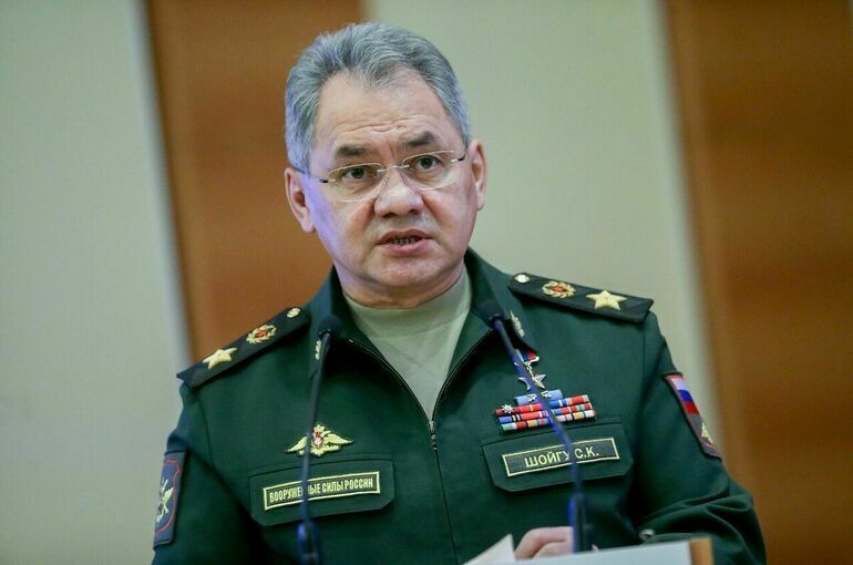 Шойгу сообщил, что в РФ за сутки в среднем заключают контракт 1336 военных