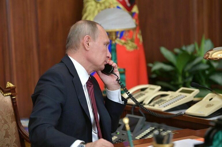 Путин поговорил по телефону с лидерами Белоруссии, Узбекистана и Казахстана