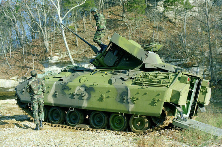 В США рассказали о судьбе переданных Киеву машин пехоты Bradley