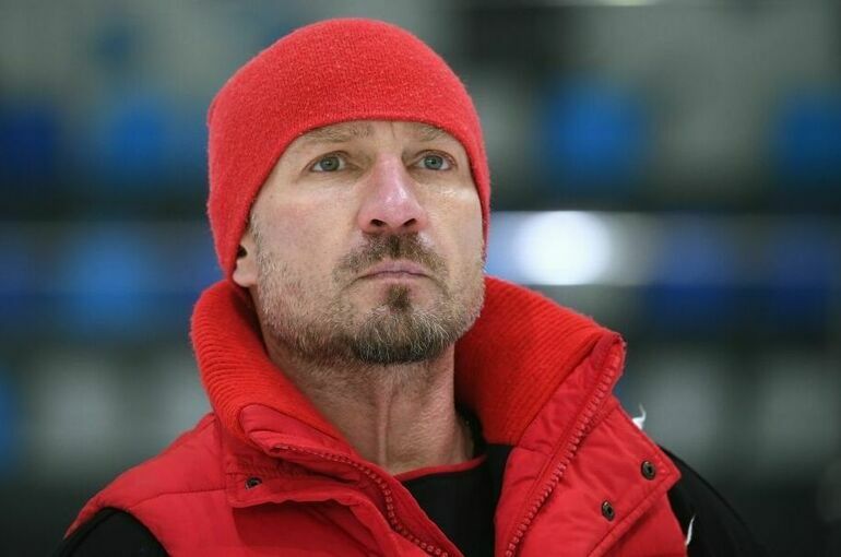 Романа Костомарова выписали из больницы