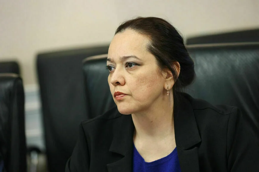 Анна Отке.