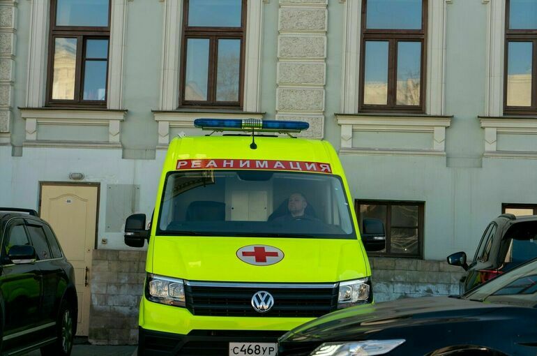 Под Анапой автомобиль сорвался с обрыва