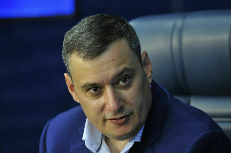 Хинштейн призвал бороться с мошенничеством в мессенджерах