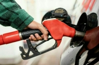 Цена бензина Аи-92 впервые превысила 60 тысяч рублей за тонну