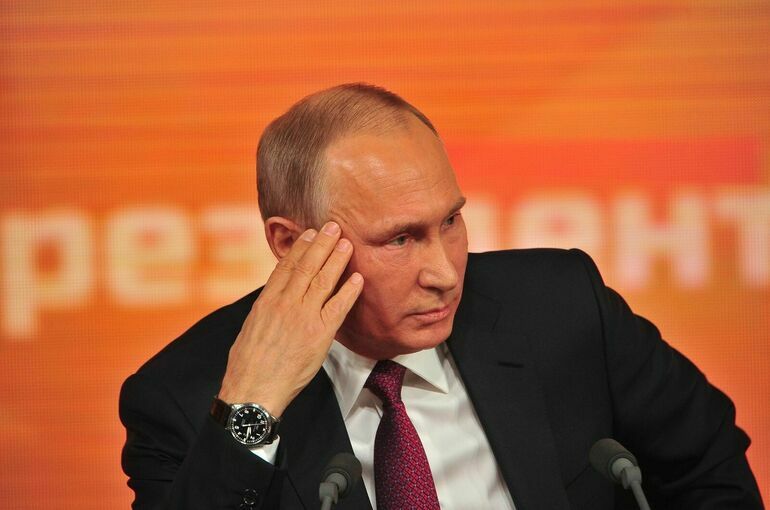 Путин назвал непростым вопрос о статусе ЧВК в России