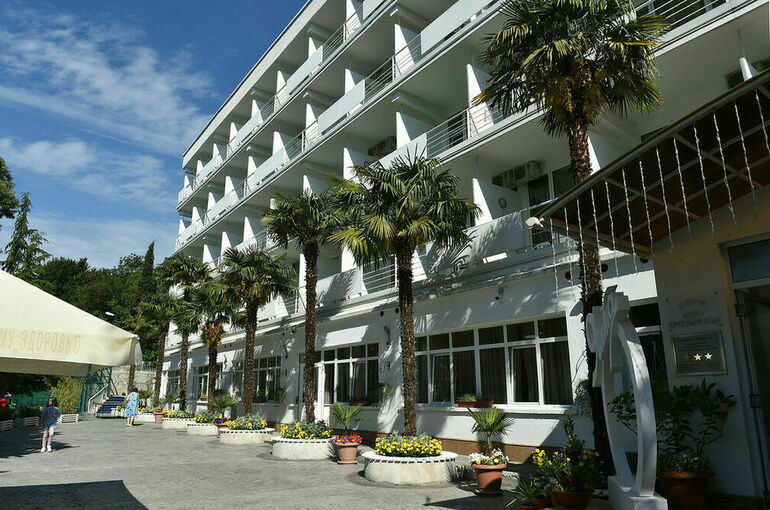 Туристов в Крыму просят оставаться в отелях, санаториях и пансионатах