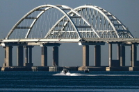 В результате ЧП на Крымском мосту погибли мужчина и женщина 
