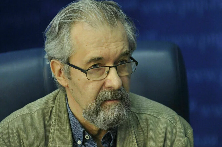 Леонид Поляков