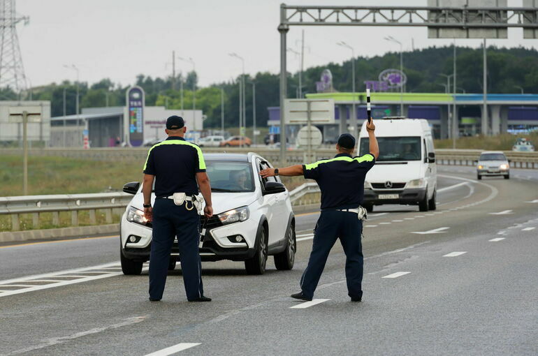 В Феодосии 15 автобусов направили в зону ЧП на полигоне в Кировском районе