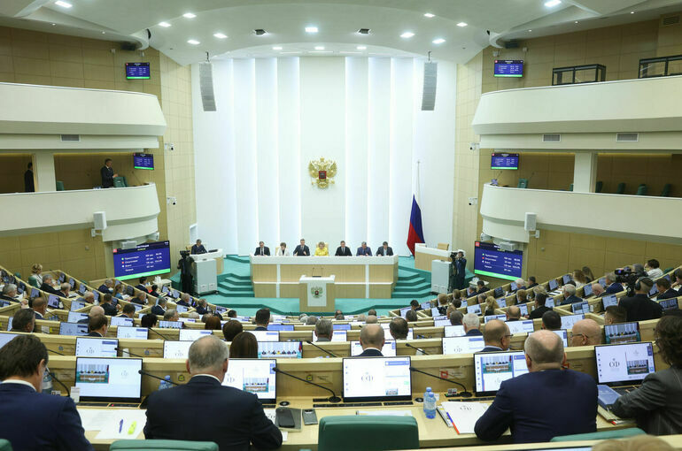 Сенаторы одобрили закон об исполнении федерального бюджета за 2022 год