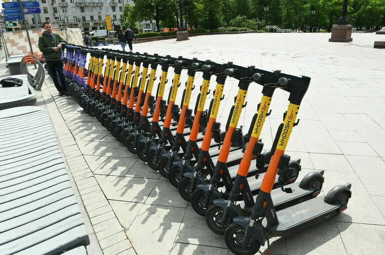 К обучению электросамокатчиков предложили привлекать общественные организации