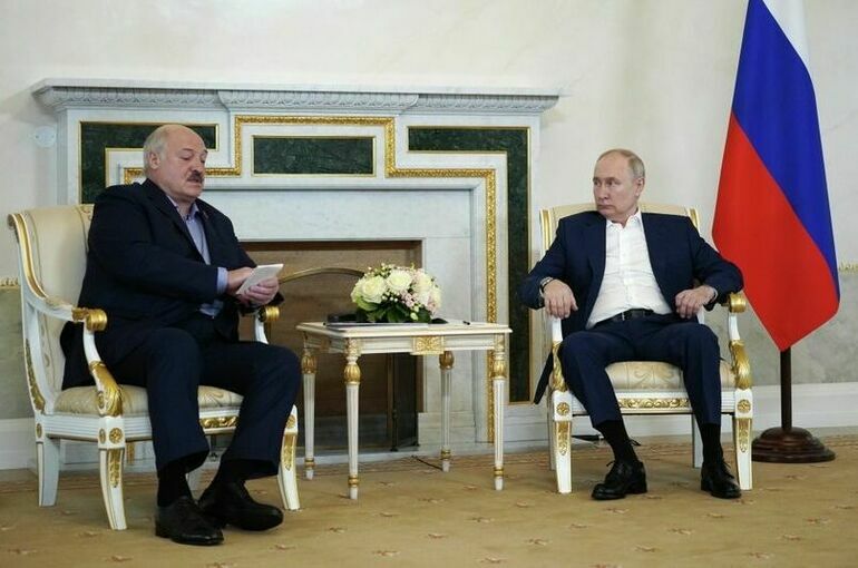 В Стрельне начались переговоры Путина и Лукашенко