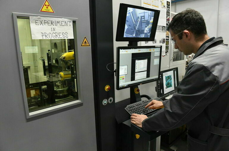 Матвиенко рассказала о работе сенаторов над облегчением закупок для ученых